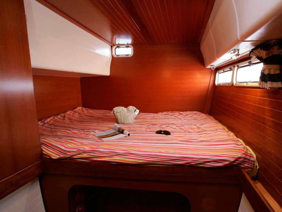 Interior Nautitech 44 image 8
