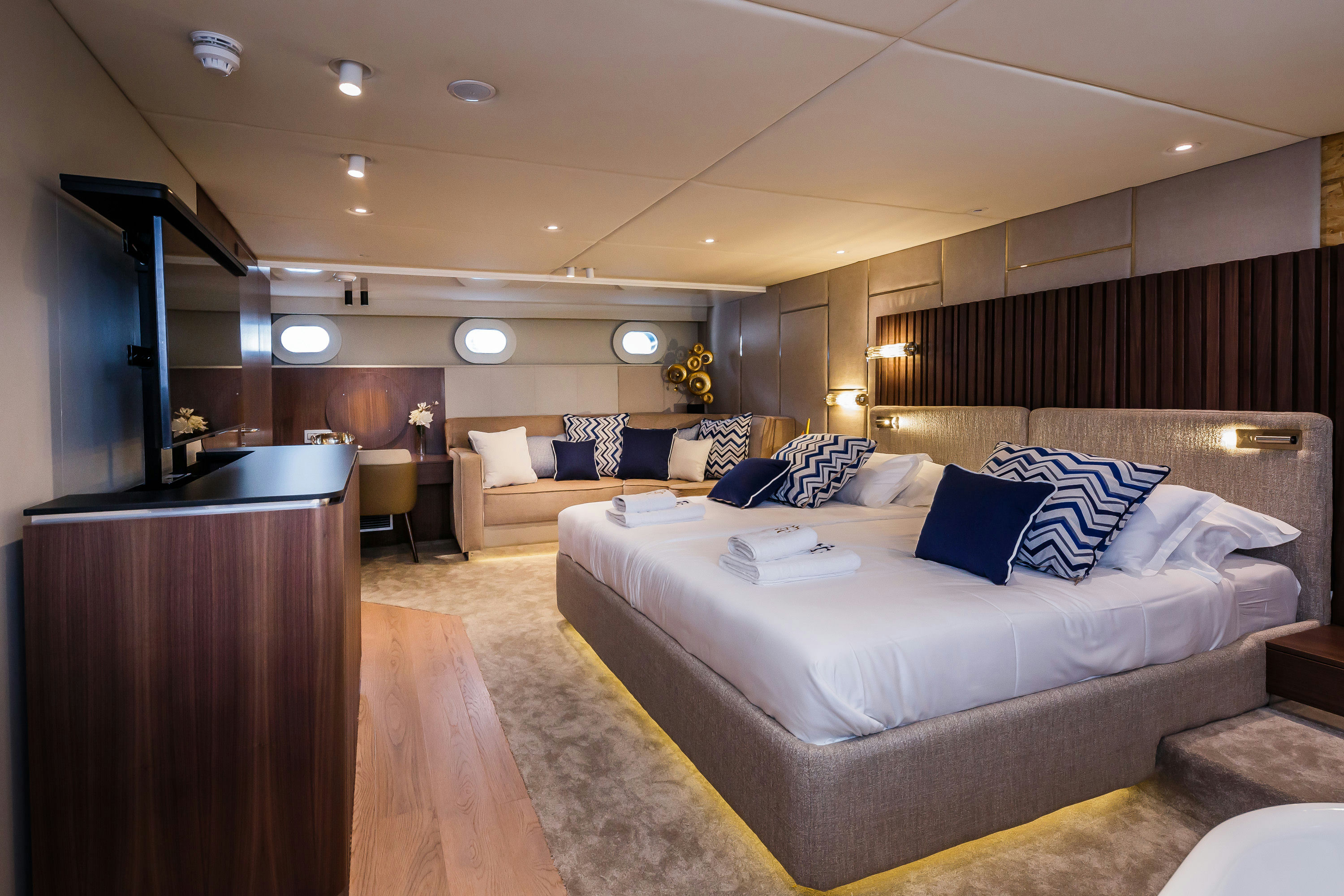 Interior Clase Azul image 22