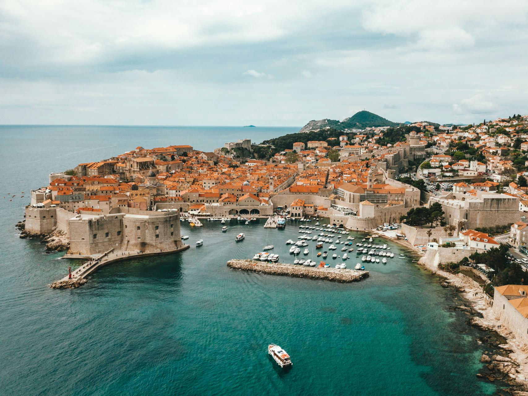 From Dubrovnik to Split or vice versa route cover