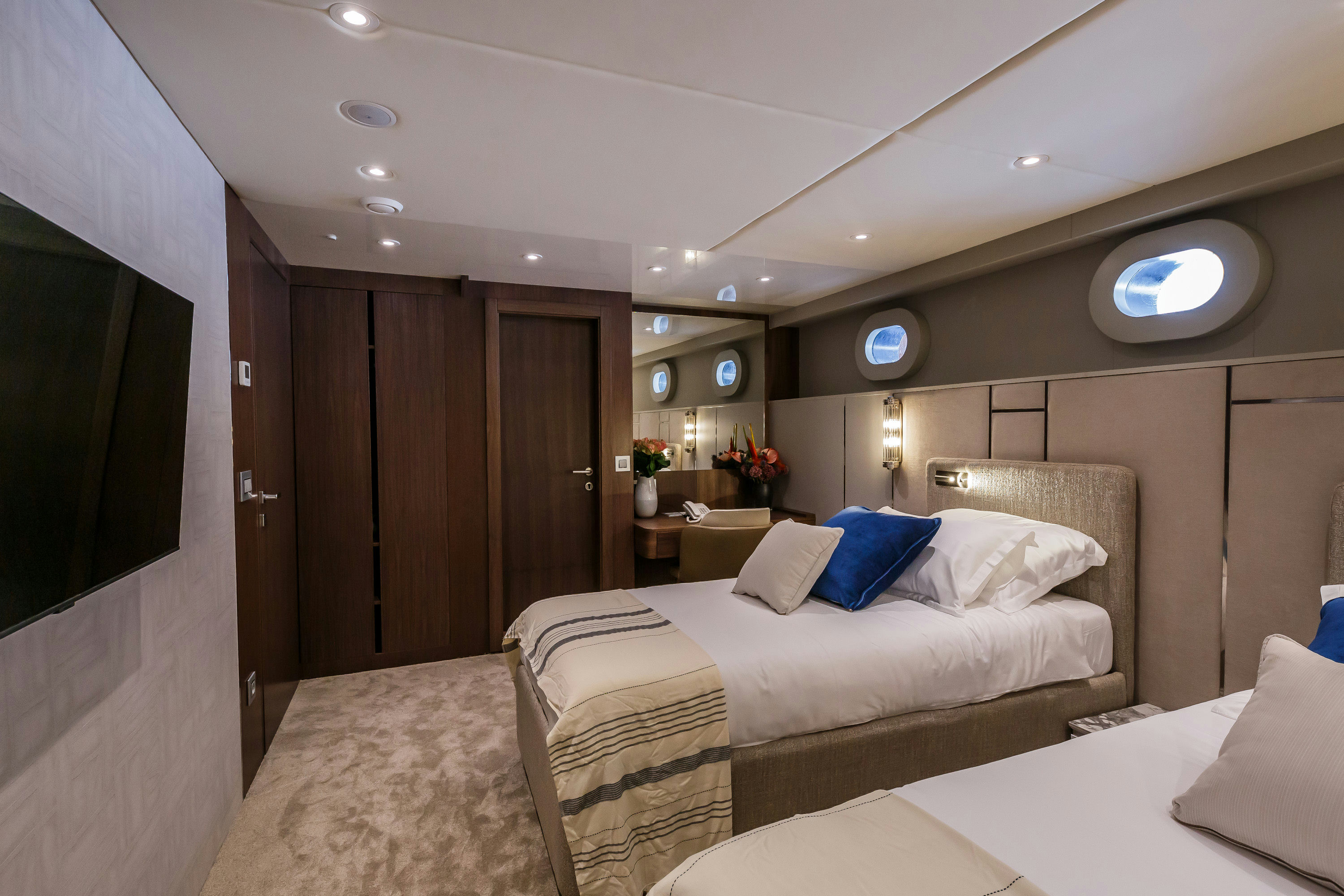 Interior CLASE AZUL image 20