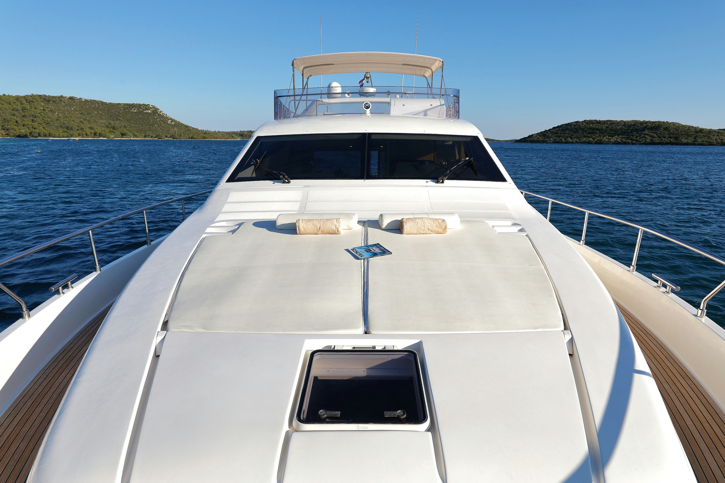 Ferretti681 yacht charter near Split