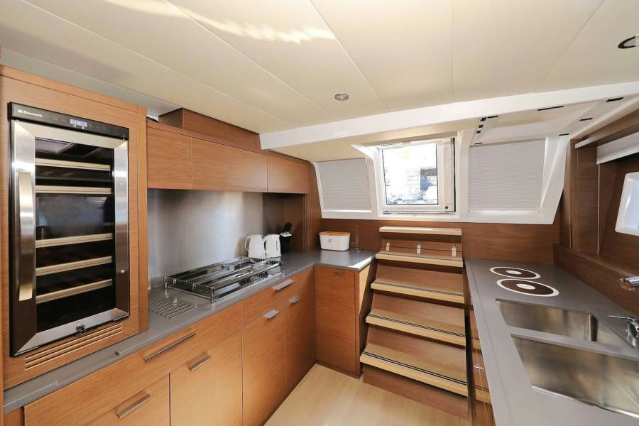 Interior LAGOON 620 image 16