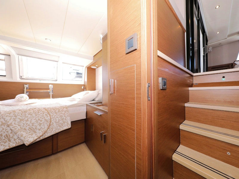 Interior Lagoon 620 image 24