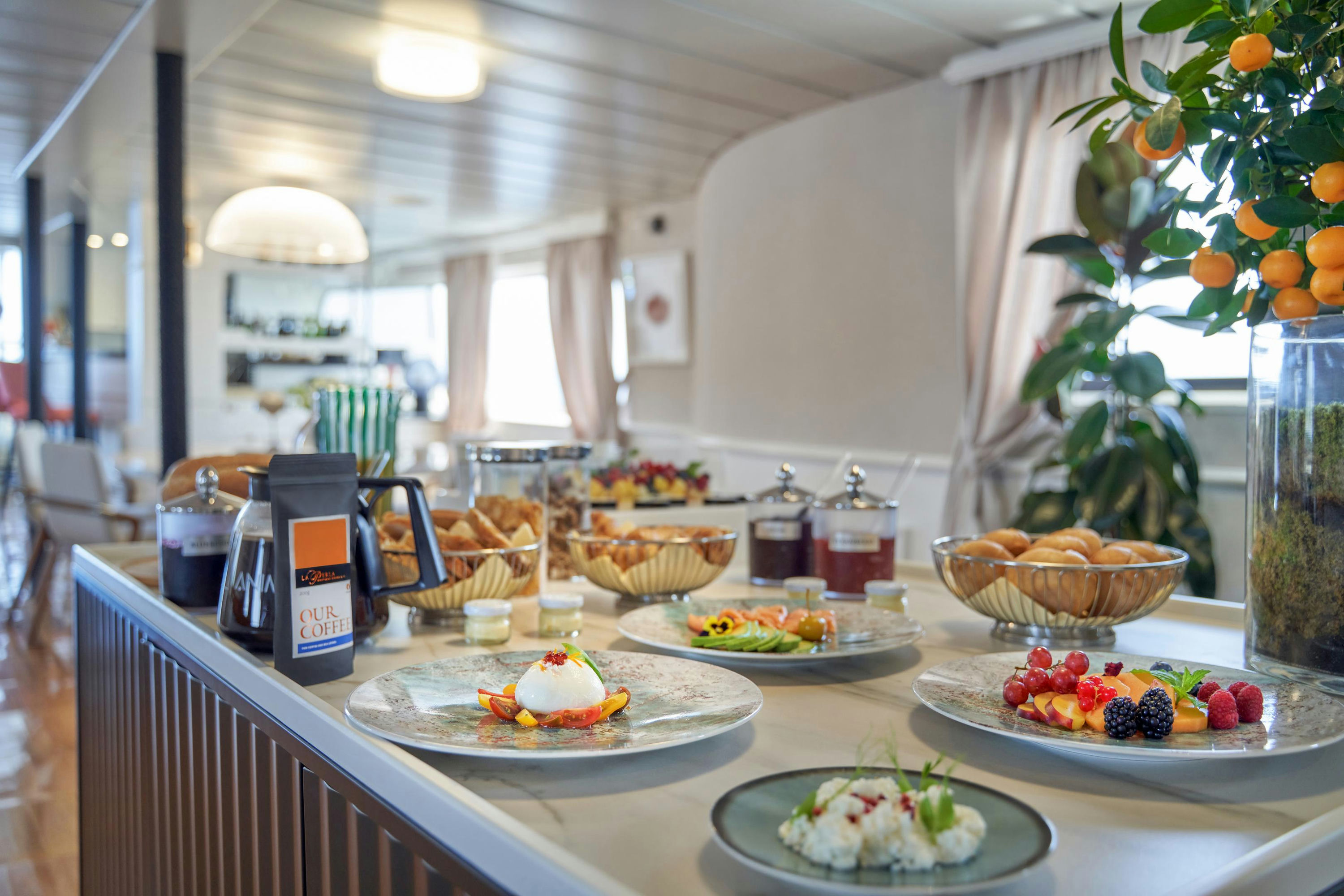 Interior La Perla image 18