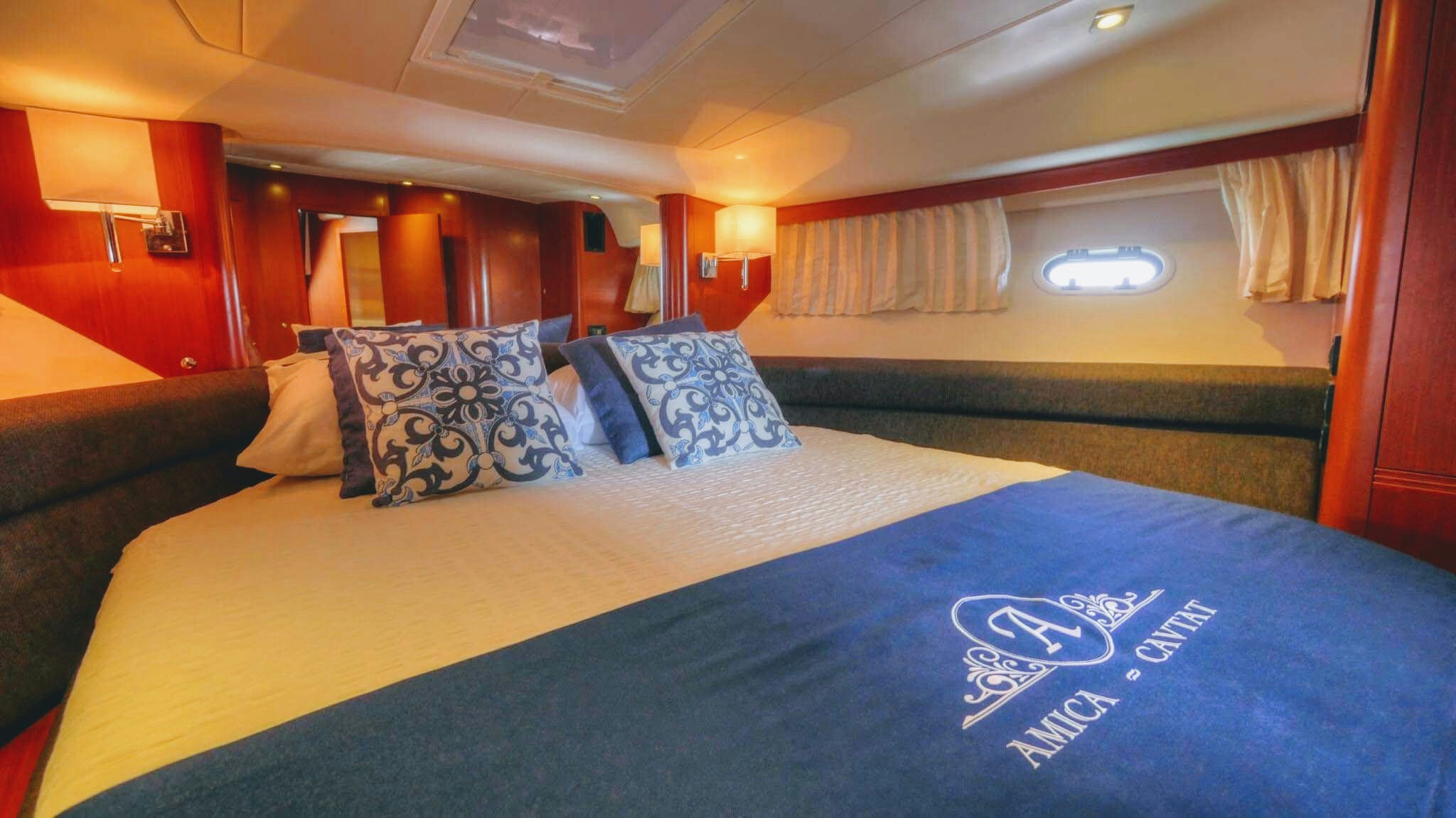 Interior Prestige 440 Fly image 12