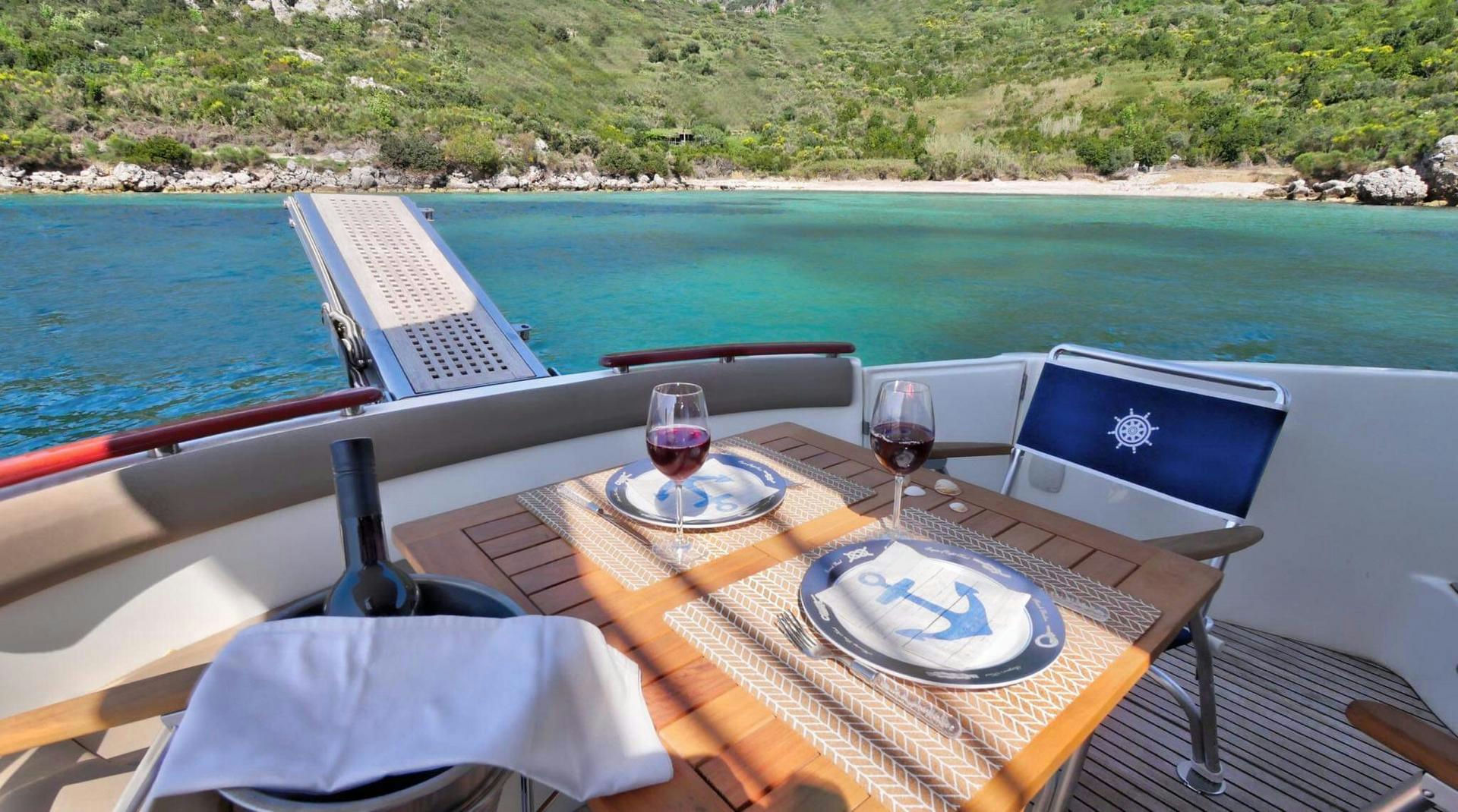 Exterior Prestige 440 Fly image 5