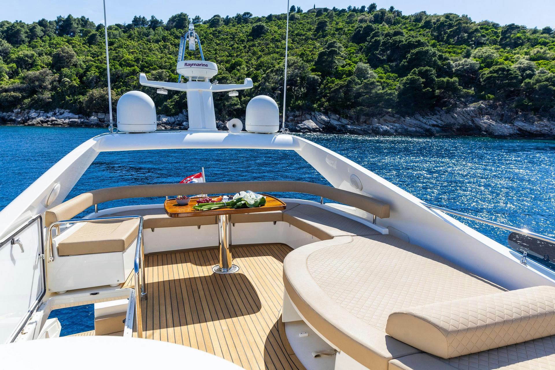 Exterior Ferretti 591 image 8