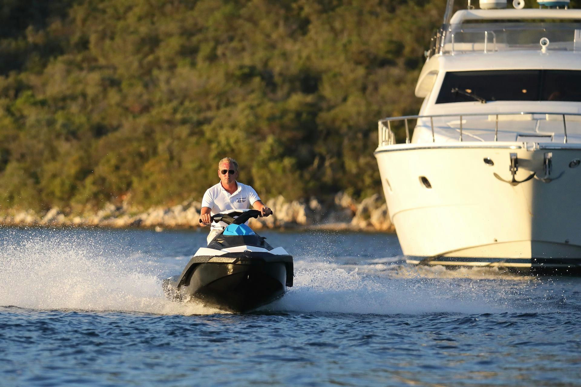Exterior Ferretti 681 image 11