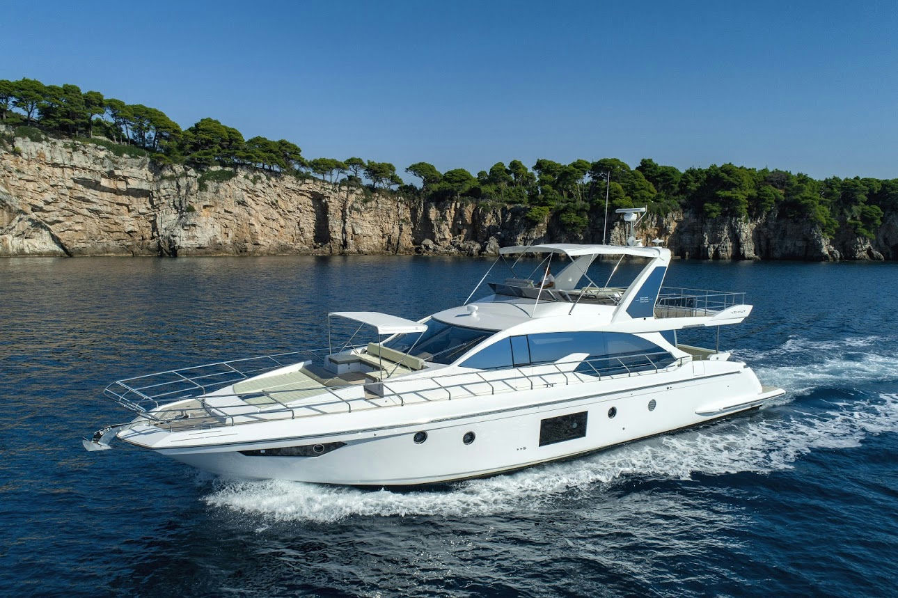 Azimut 66 photo 2