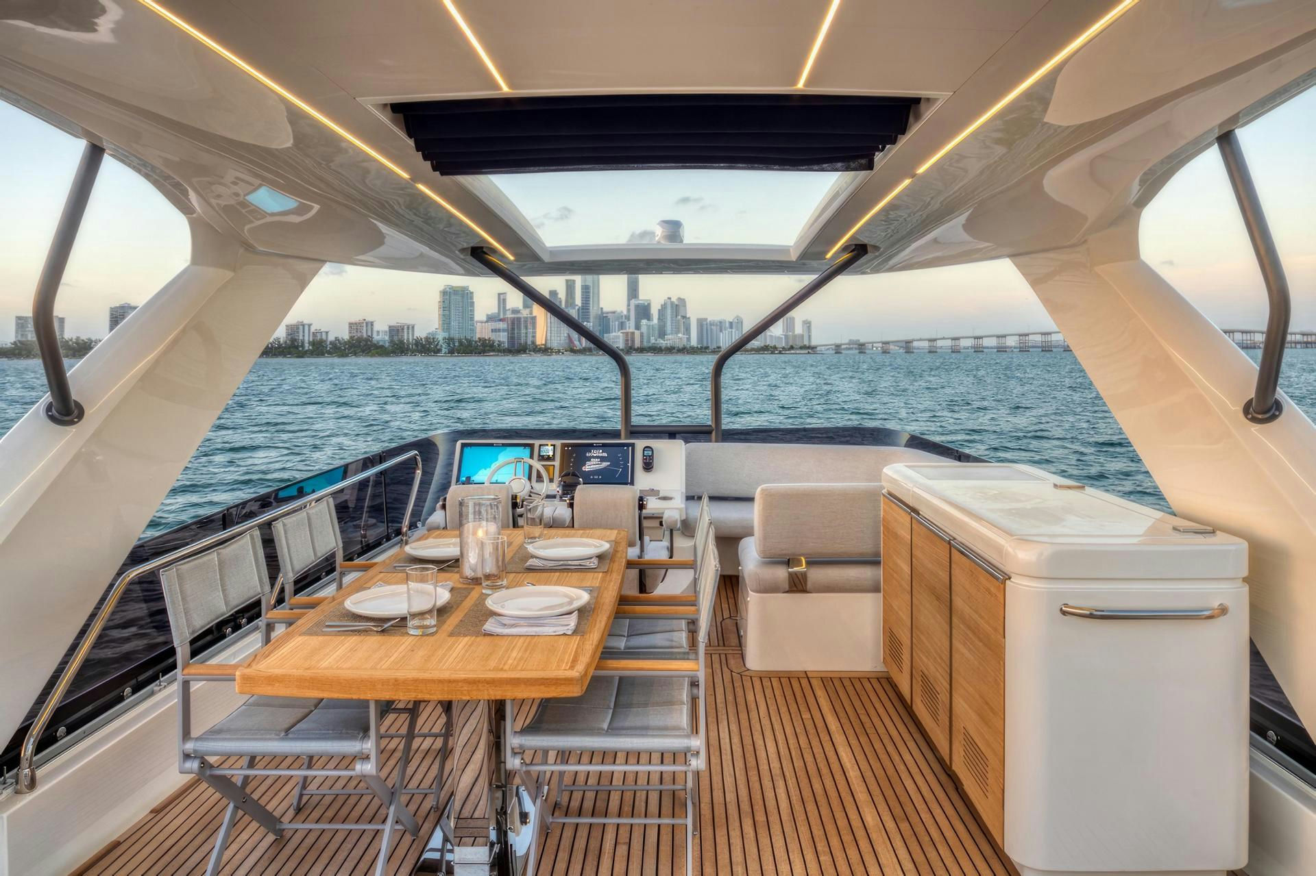Exterior Prestige 690 image 7