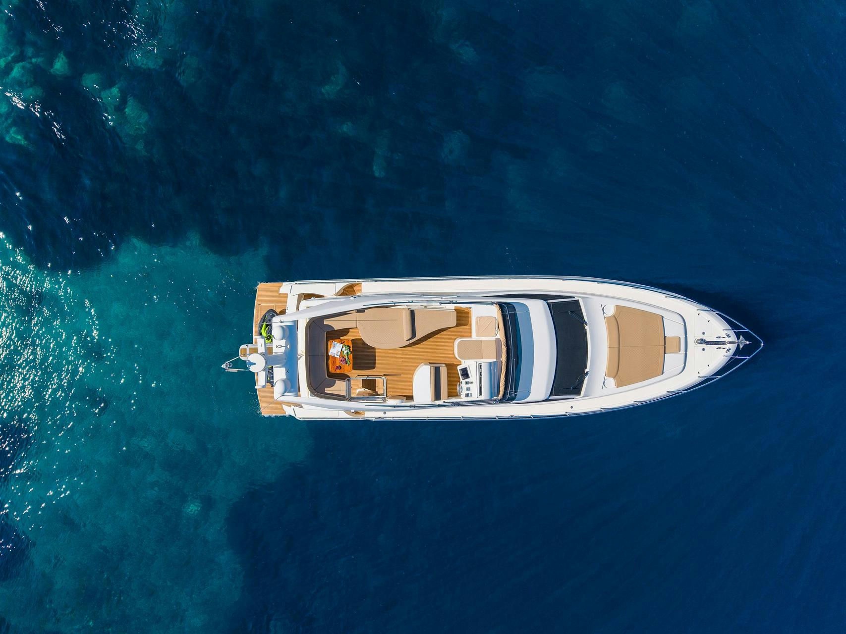 Exterior Ferretti 591 image 7