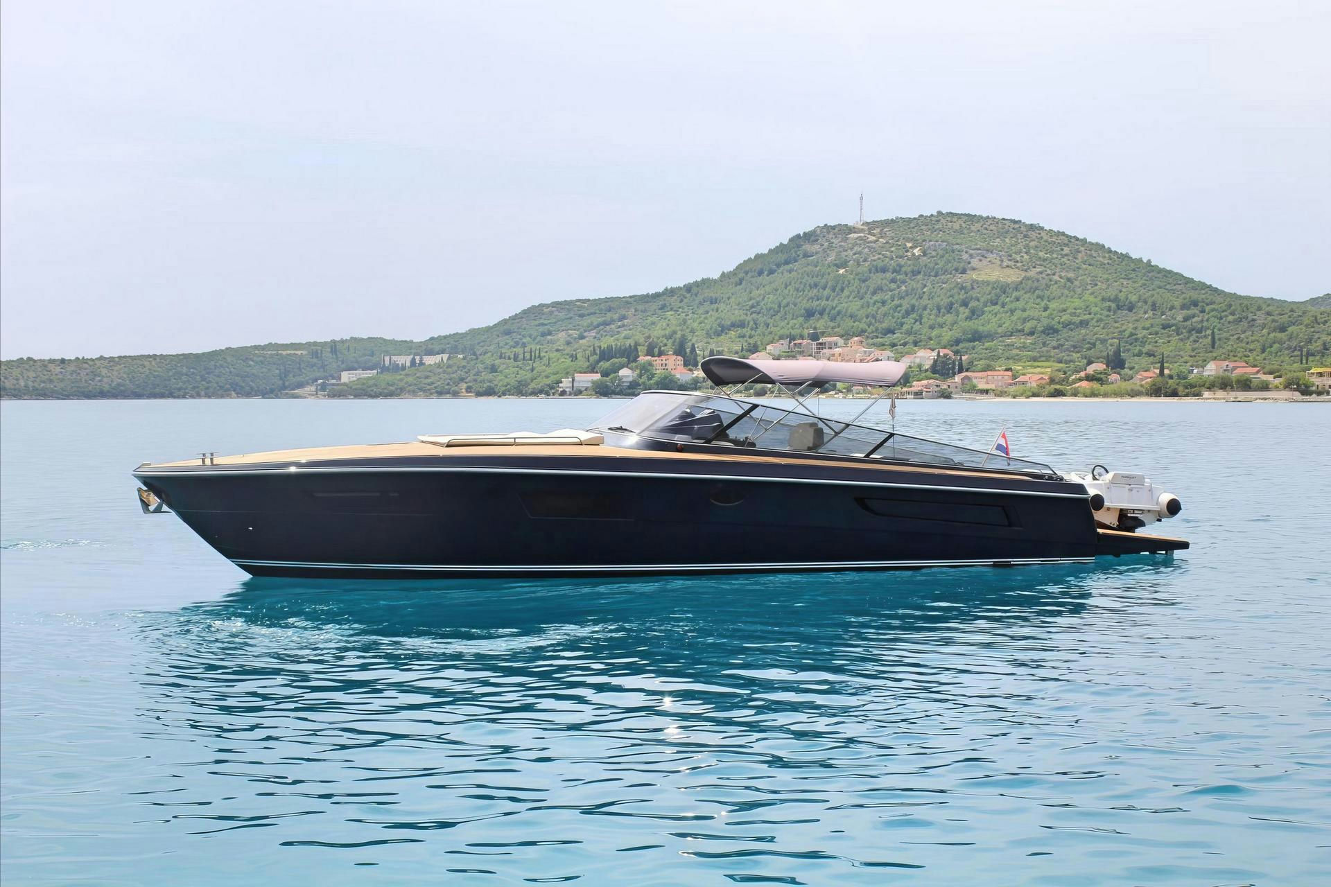 Luxury Yachts for Day Trips from Dubrovnik inline image 9