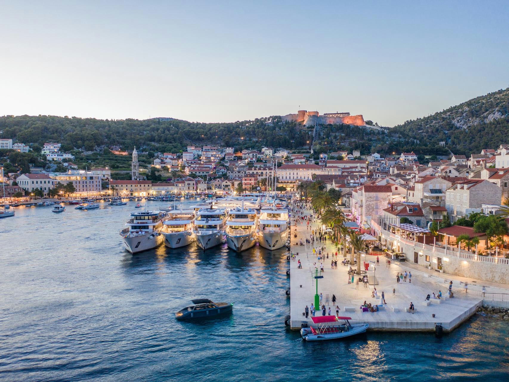 Hvar article cover