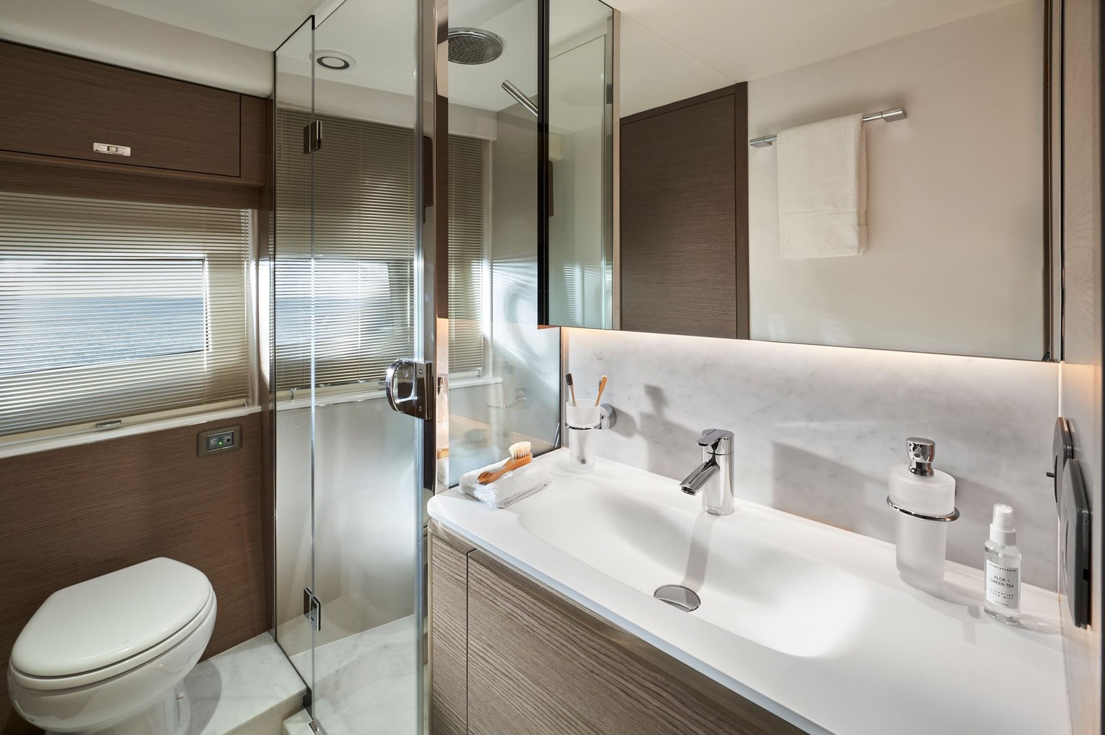 Interior undefined image 24
