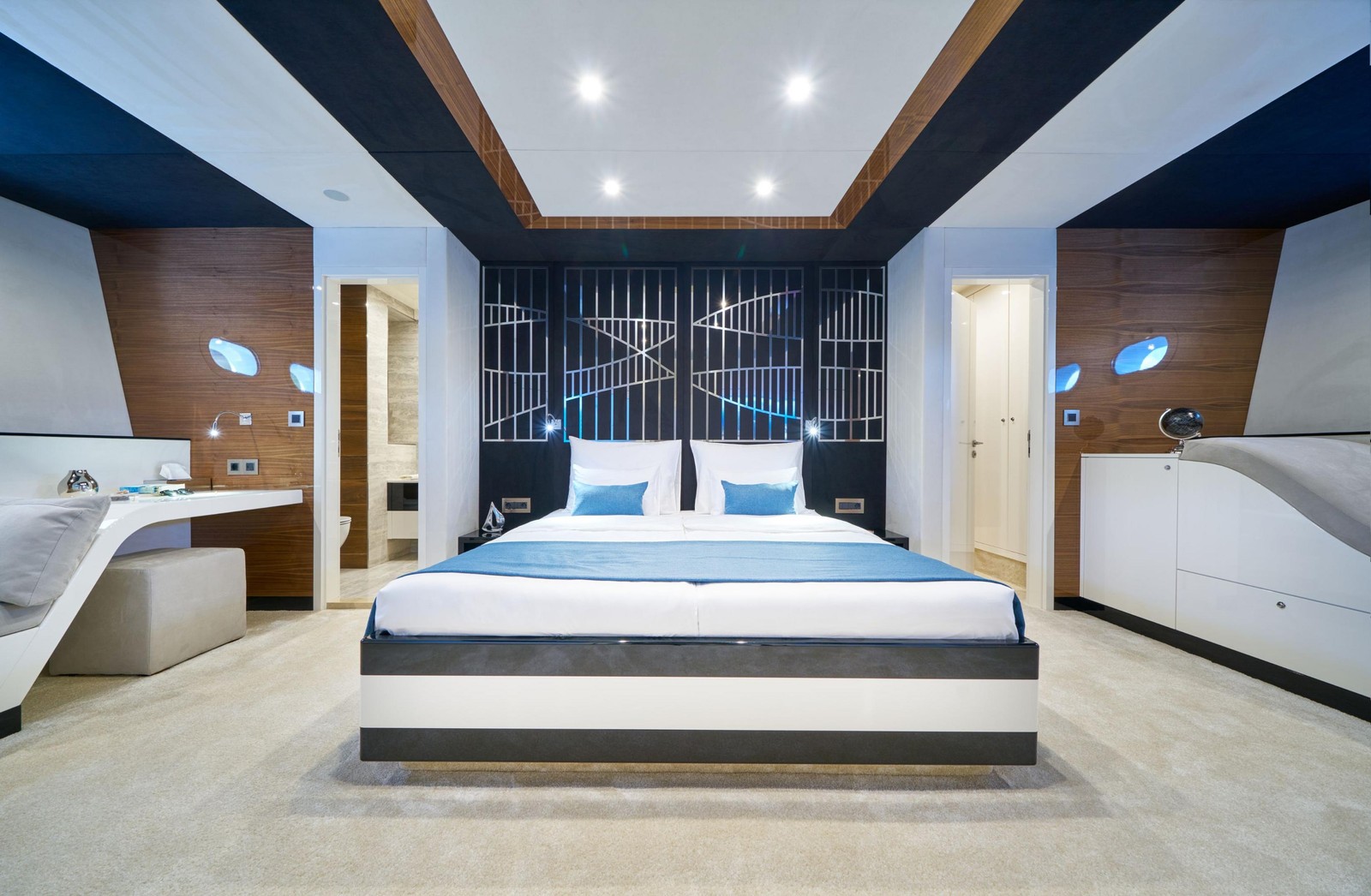 Interior undefined image 21