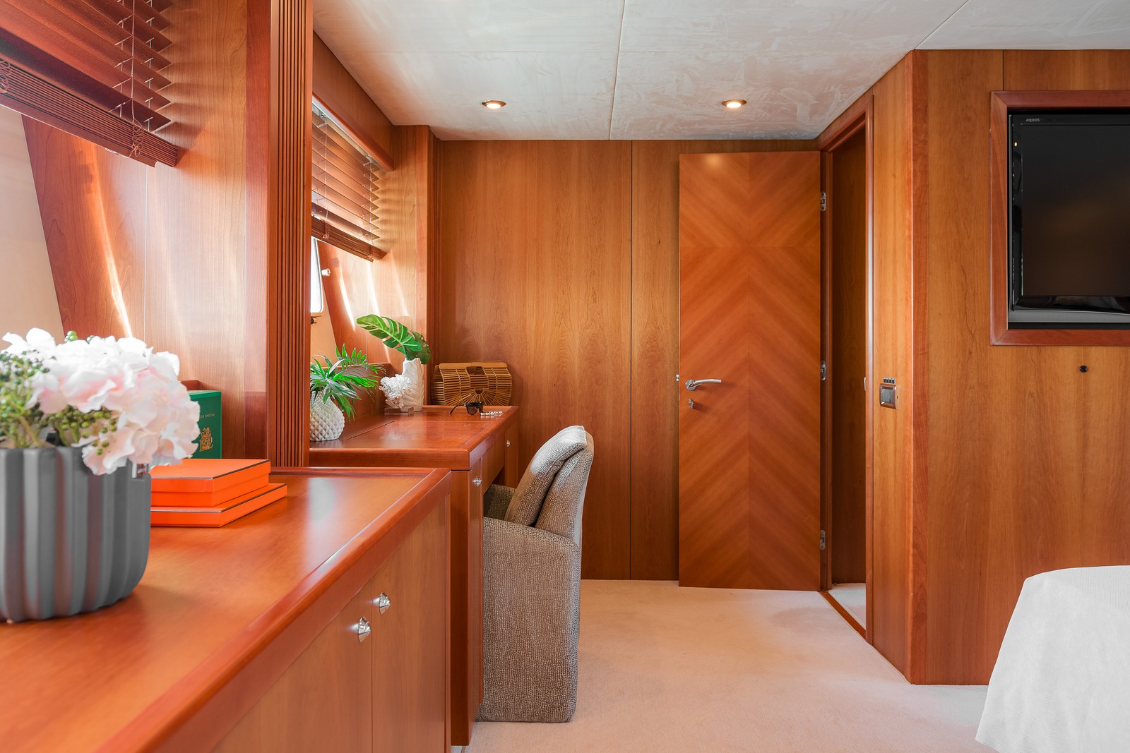 Interior undefined image 37