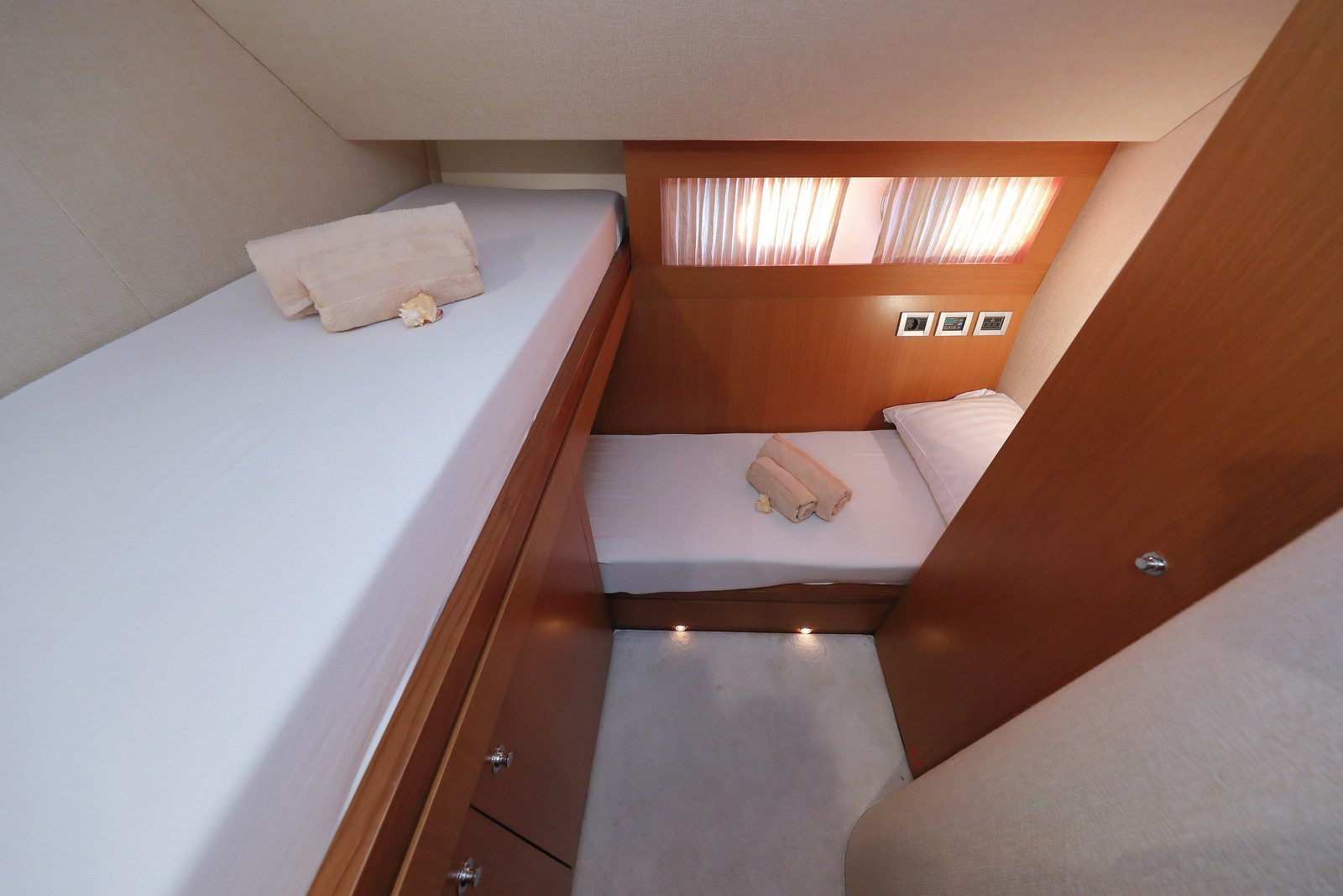 Interior undefined image 26