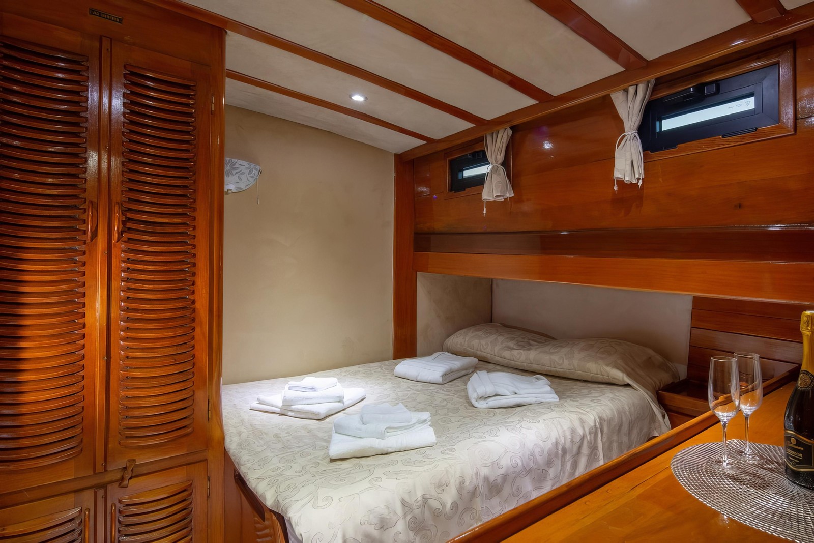 Interior undefined image 14
