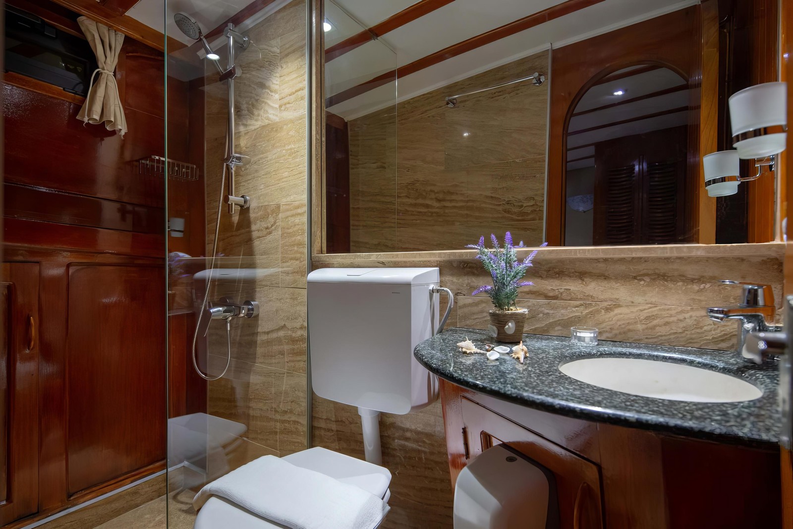 Interior undefined image 23